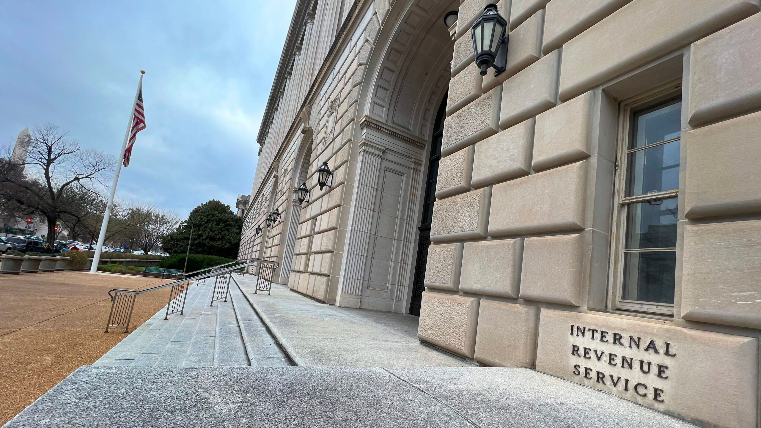 Cryptographic scene without US problems.