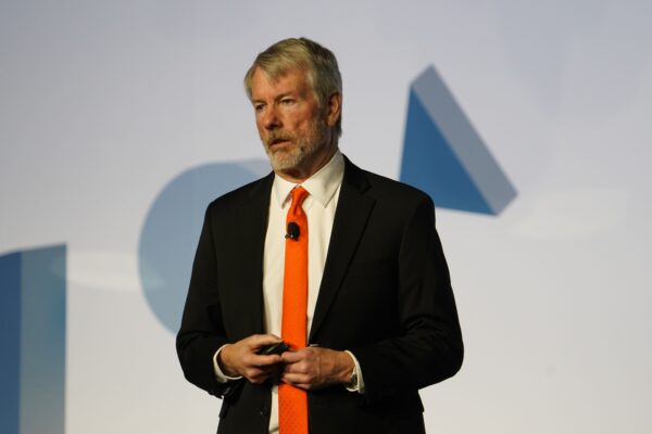 The favorite actions of the strategy form a bull circle around BTC