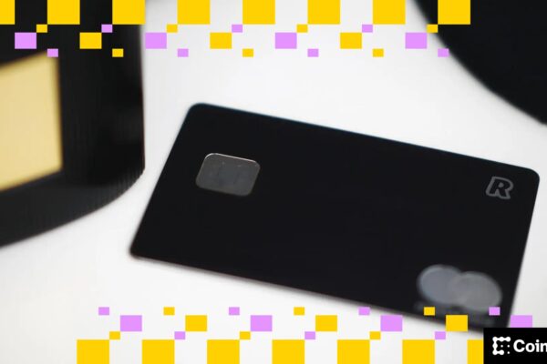 Revolution weighs $ 75b double list in London and New York: Sunday Times