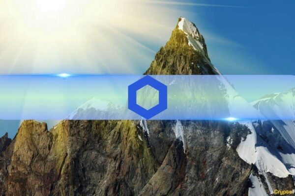 Chainlink (Link) faces Crunch: Breakout breakout ahead?