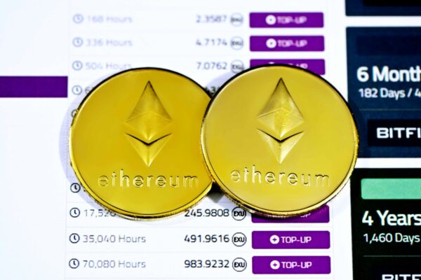 Ethereum Exchange Balance was simply negative for the first time, why this is very optimistic for the price