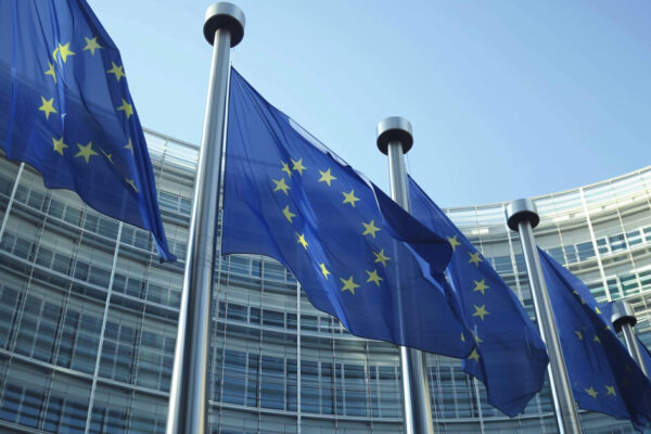 The EU regulator warns that tokenized actions can fool retail investors