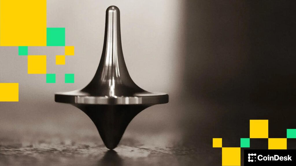 Cryptocurrencies Lag Stocks, Gold as Traders Go On Defensive